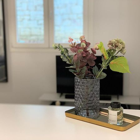 Renovated Apartment In Kifissia Center Near Metro G25 Athen Eksteriør bilde