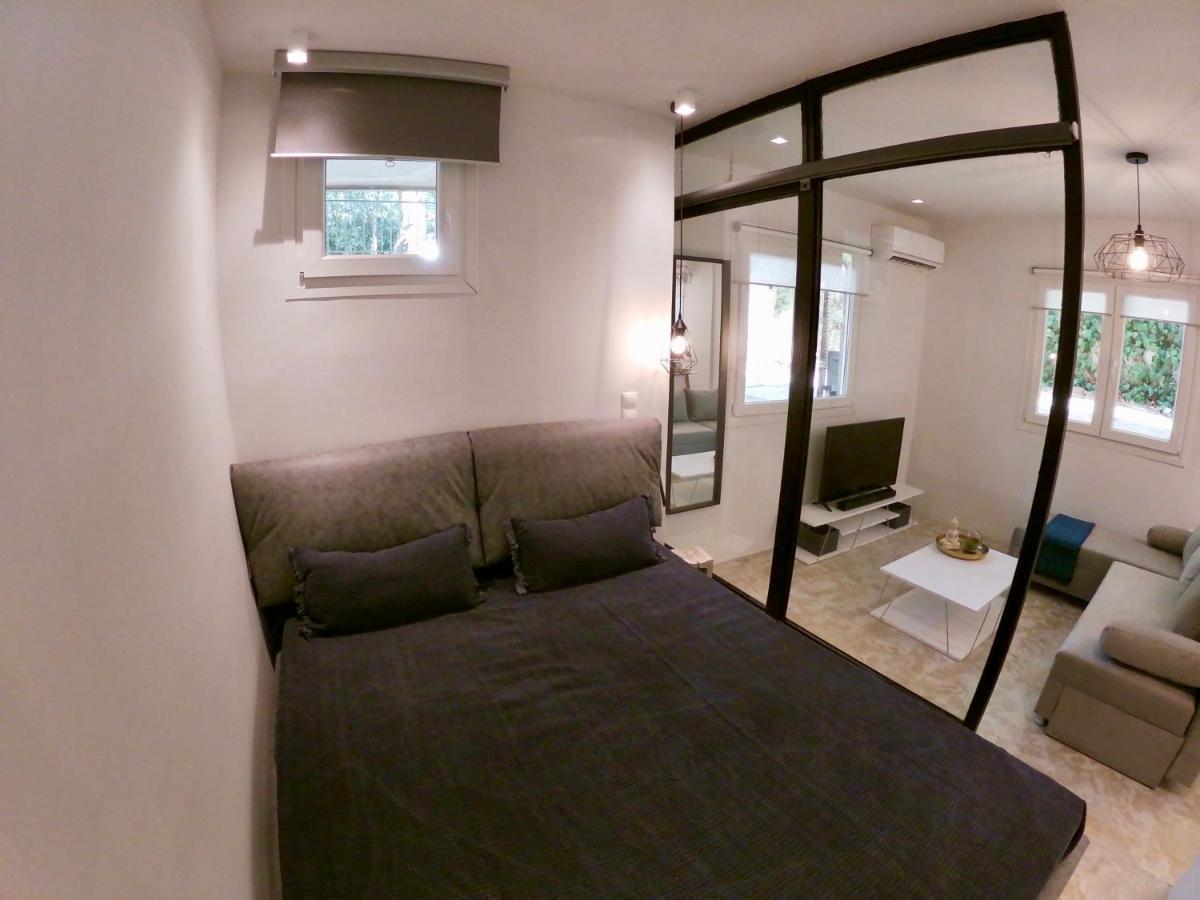 Renovated Apartment In Kifissia Center Near Metro G25 Athen Eksteriør bilde